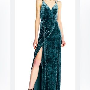 NWT Aiden Mattox stretch teal velvet extra long dress